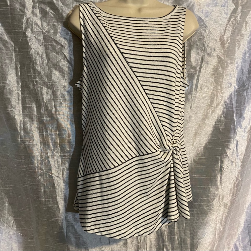 Banana Republic French terry knit Striped SZ M GUC, front knot detail, stretch